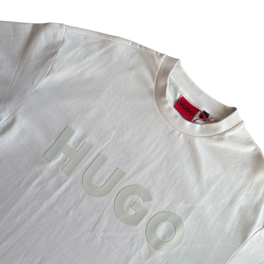 PLAYERA HUGO