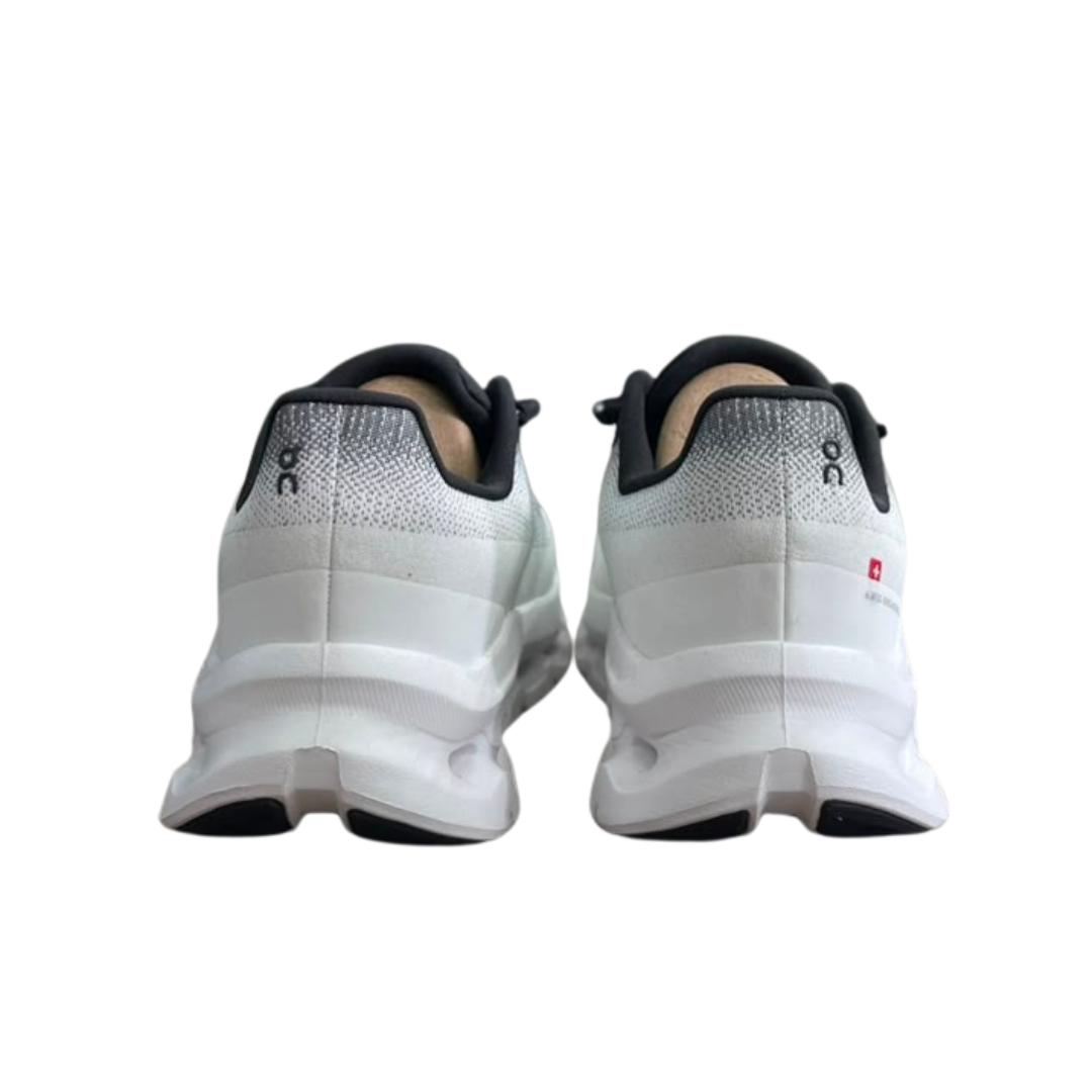 TENIS ON CLOUD
