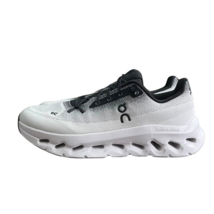 TENIS ON CLOUD