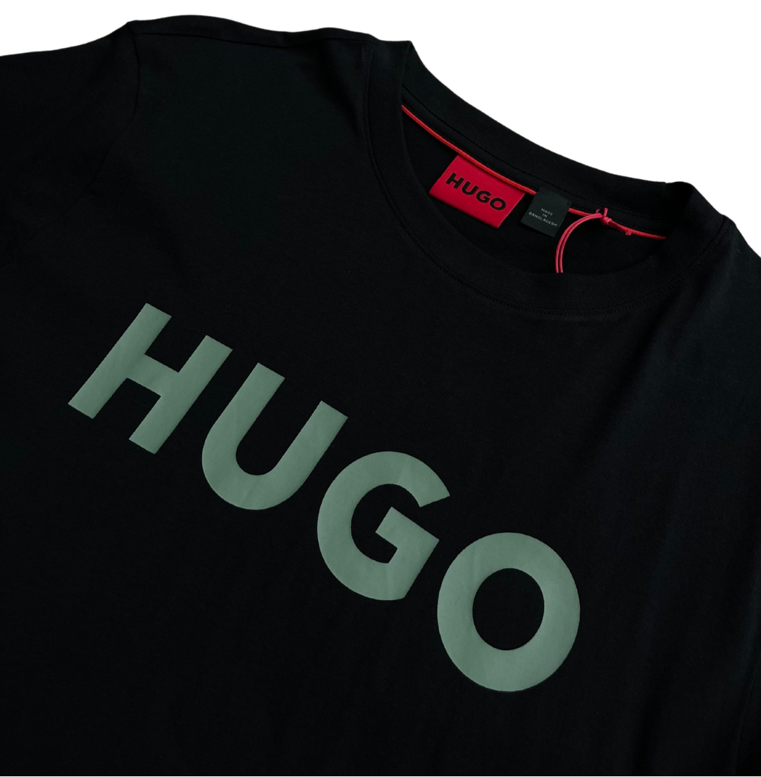 PLAYERA HUGO