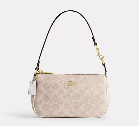Nolita 19 en lona de firma Coach