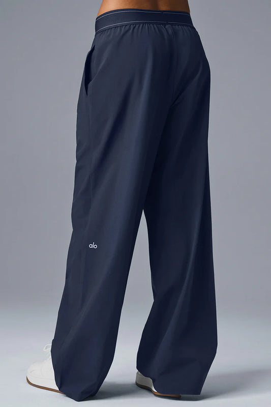 Pantalón de traje (regular) alo