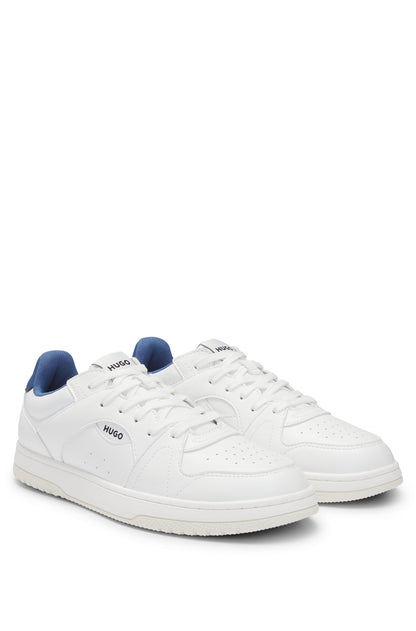Zapatillas deportivas de piel sintética con cordones y detalles de logotipo